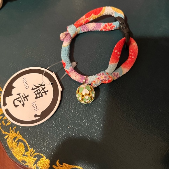 Cat Collar - Picture 2 of 2